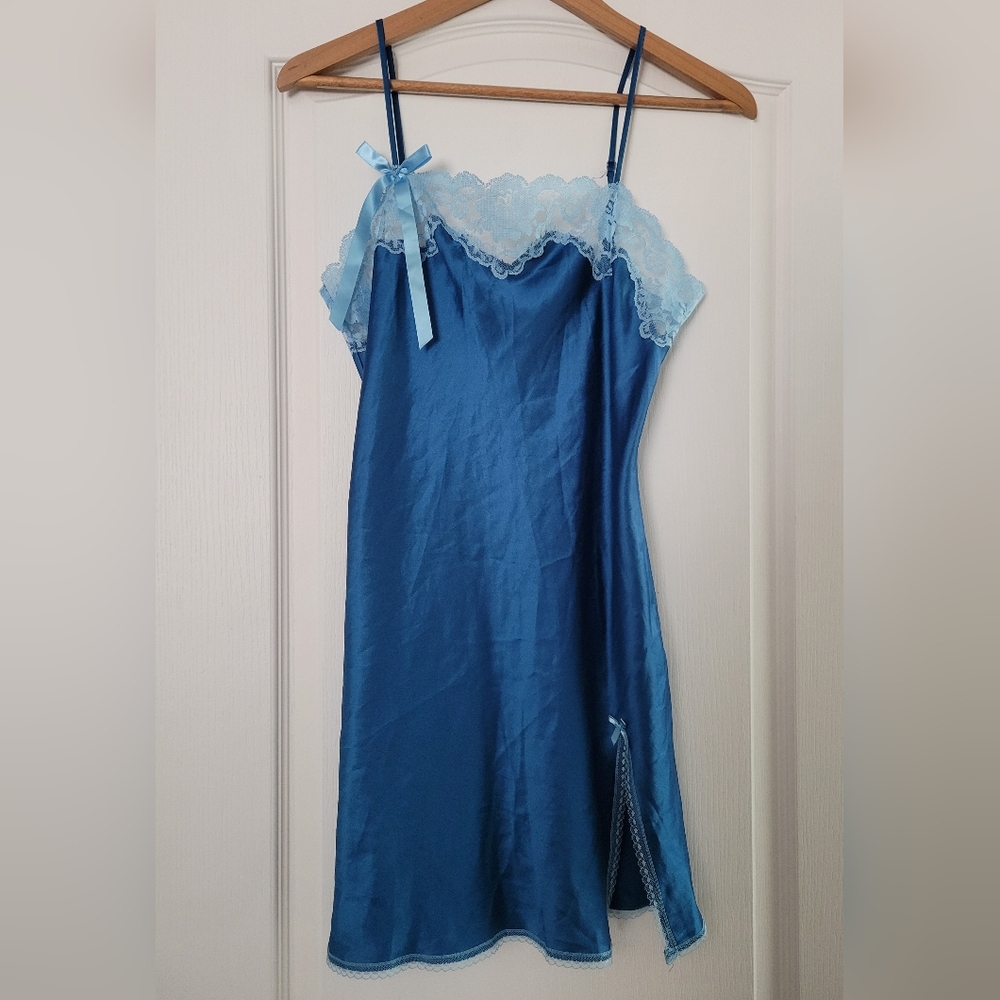 Victoria's Secret Sexy Feminine Nightgown,  Blue, Size S